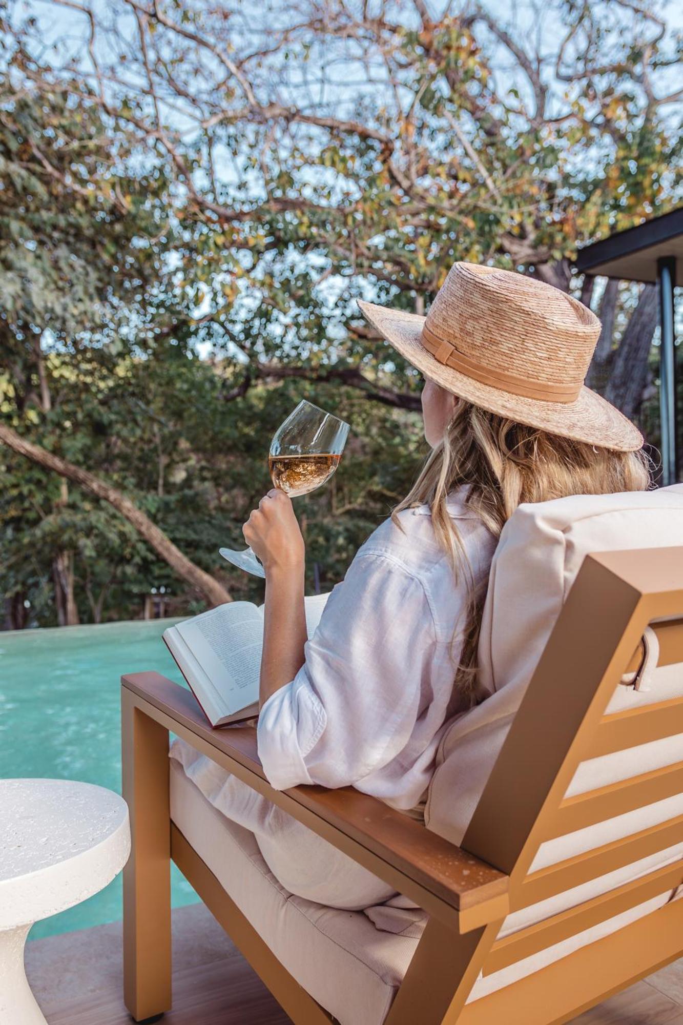 Epic Tamarindo Boutique Hotel Вильярреаль Экстерьер фото