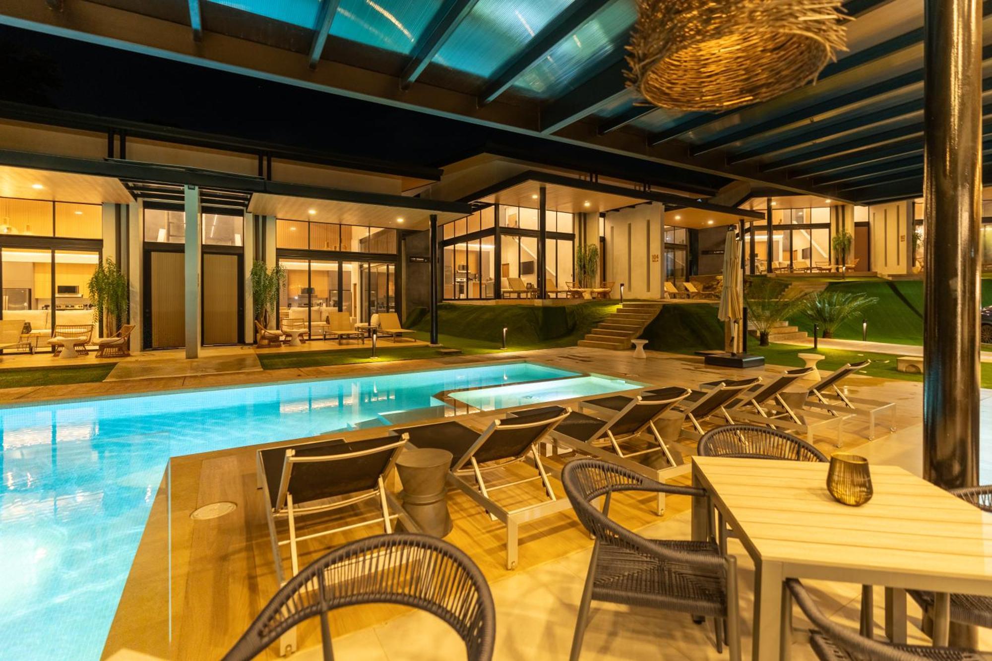 Epic Tamarindo Boutique Hotel Вильярреаль Экстерьер фото