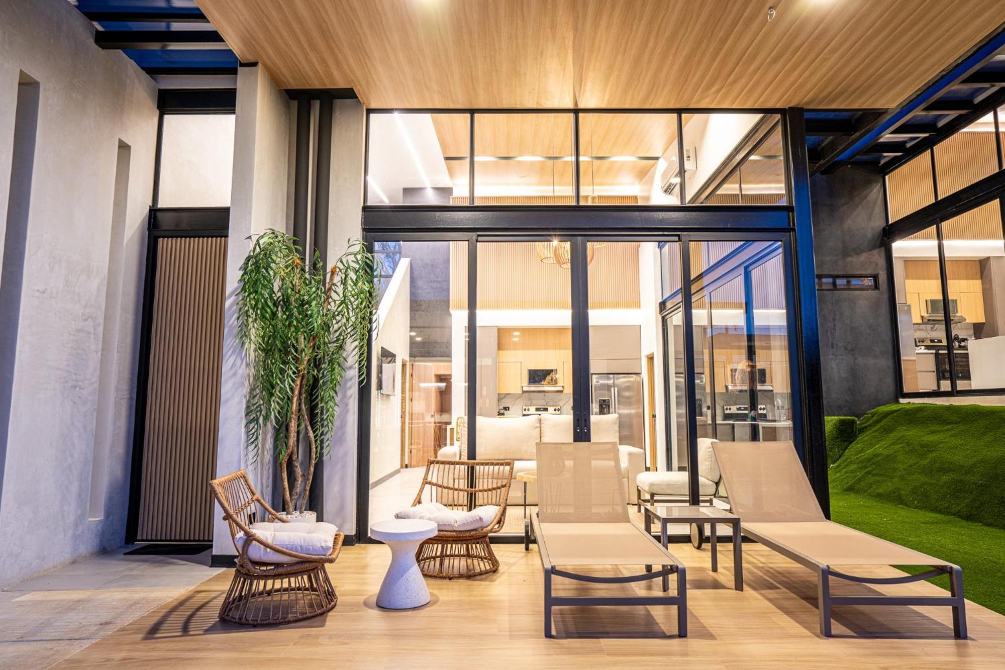 Epic Tamarindo Boutique Hotel Вильярреаль Экстерьер фото